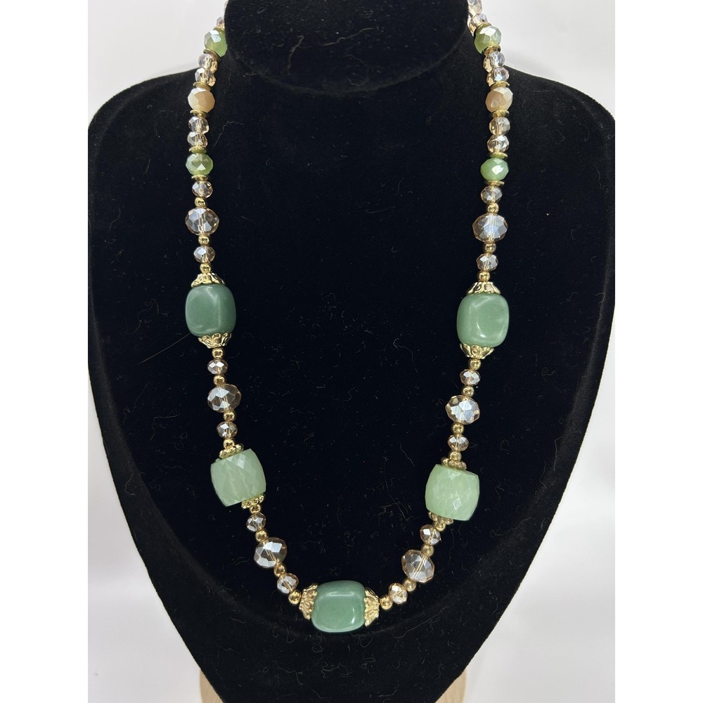 Vintage Green Jade Bead Necklace Gold Tone Crystal Faceted Beads 18" Statement